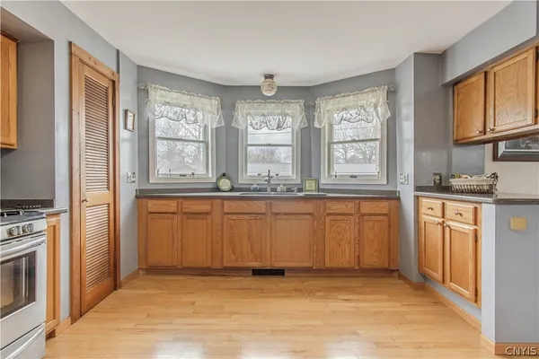 $195,000 | 316 Centre Street, Cape Vincent, NY 13618