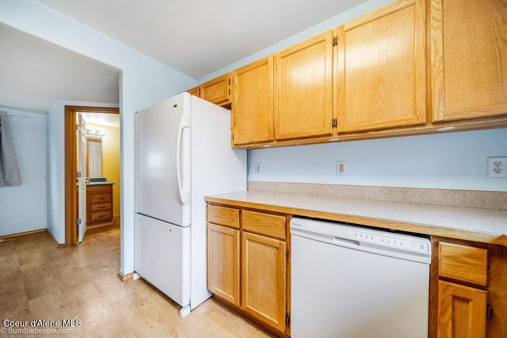 34400 North Cherokee Road Bayview, ID 83803 - Photo 9 of 28 Kitchen