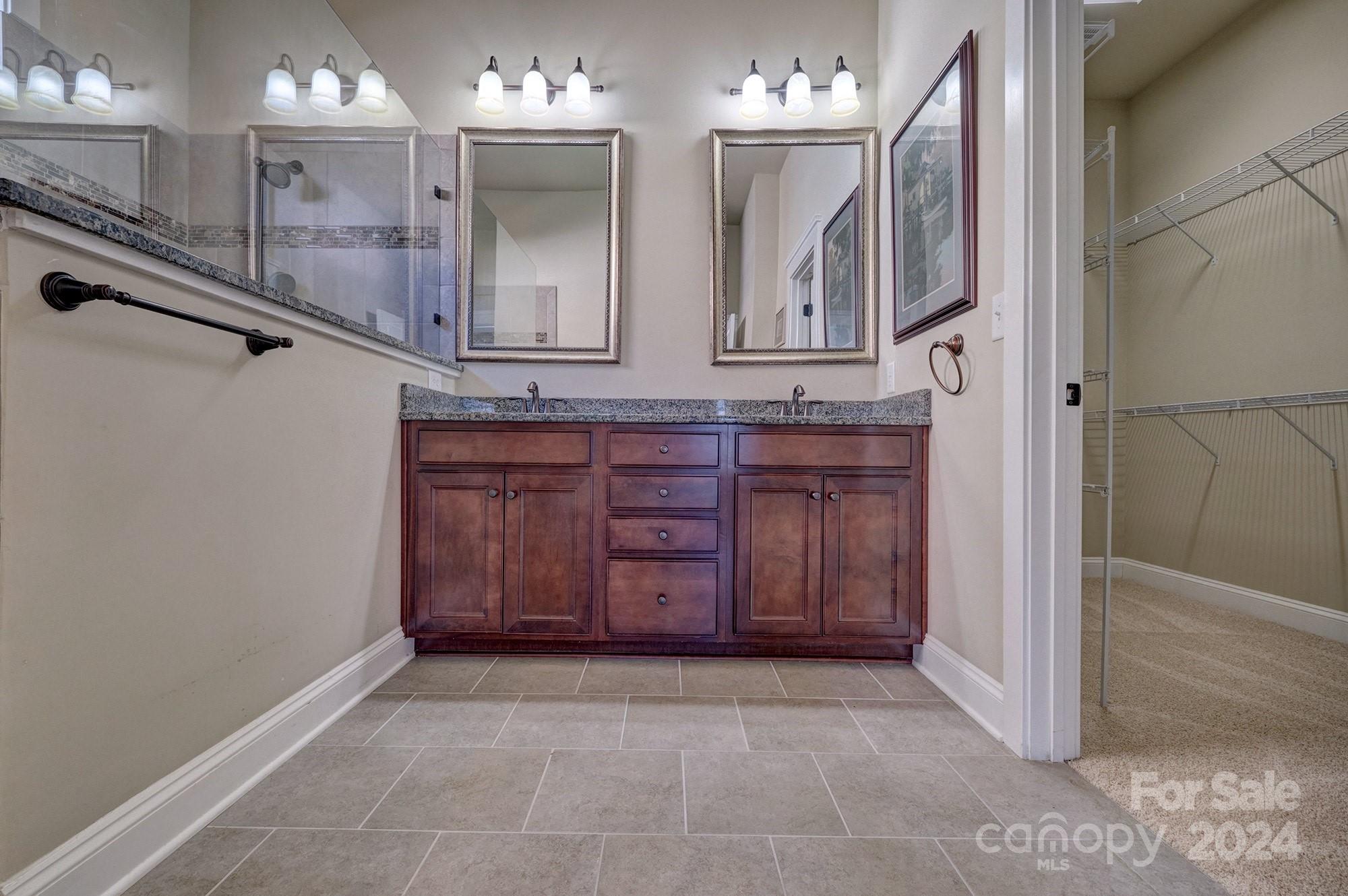 516 Channel Road Lake Wylie, SC 29710 - Photo 24 of 38 Gallery Image 24