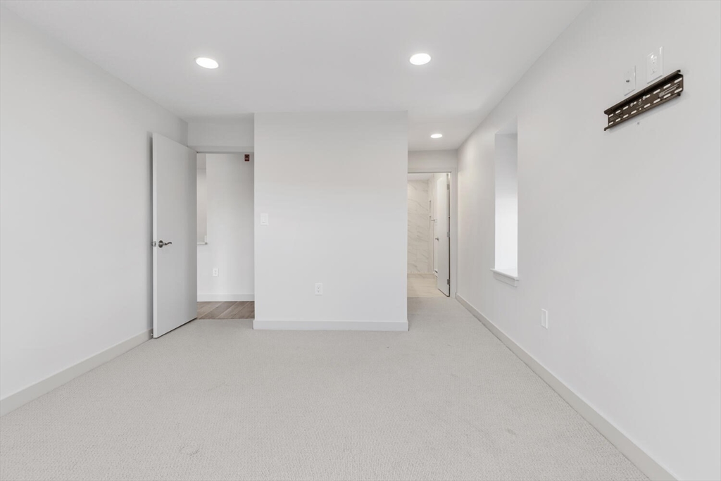 269 Cambridge Road, Unit 504 Woburn, MA 01801 - Photo 25 of 35 Gallery Image 25