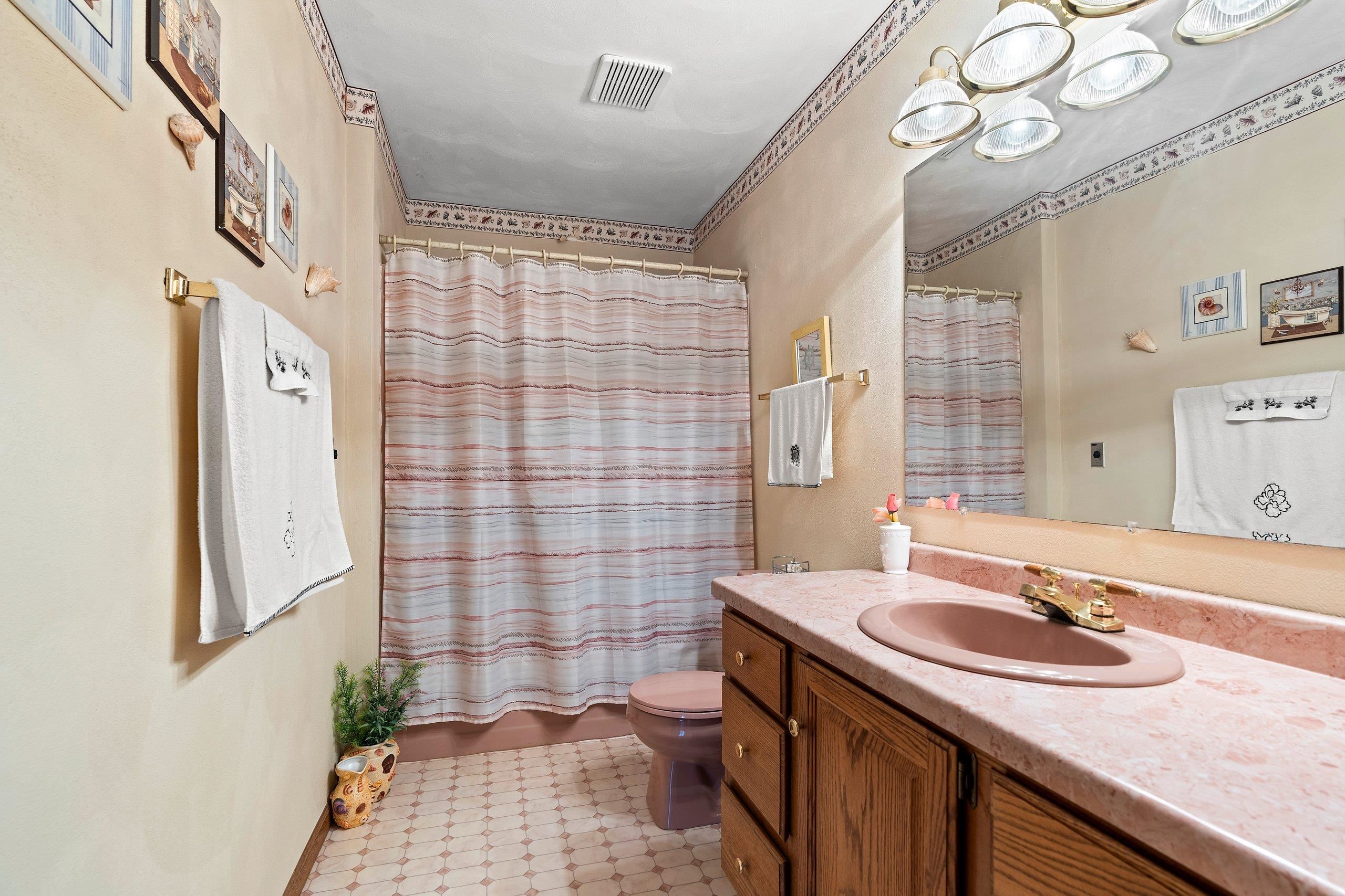 2911 Ridgeway Drive Neenah, WI 54956 - Photo 17 of 28