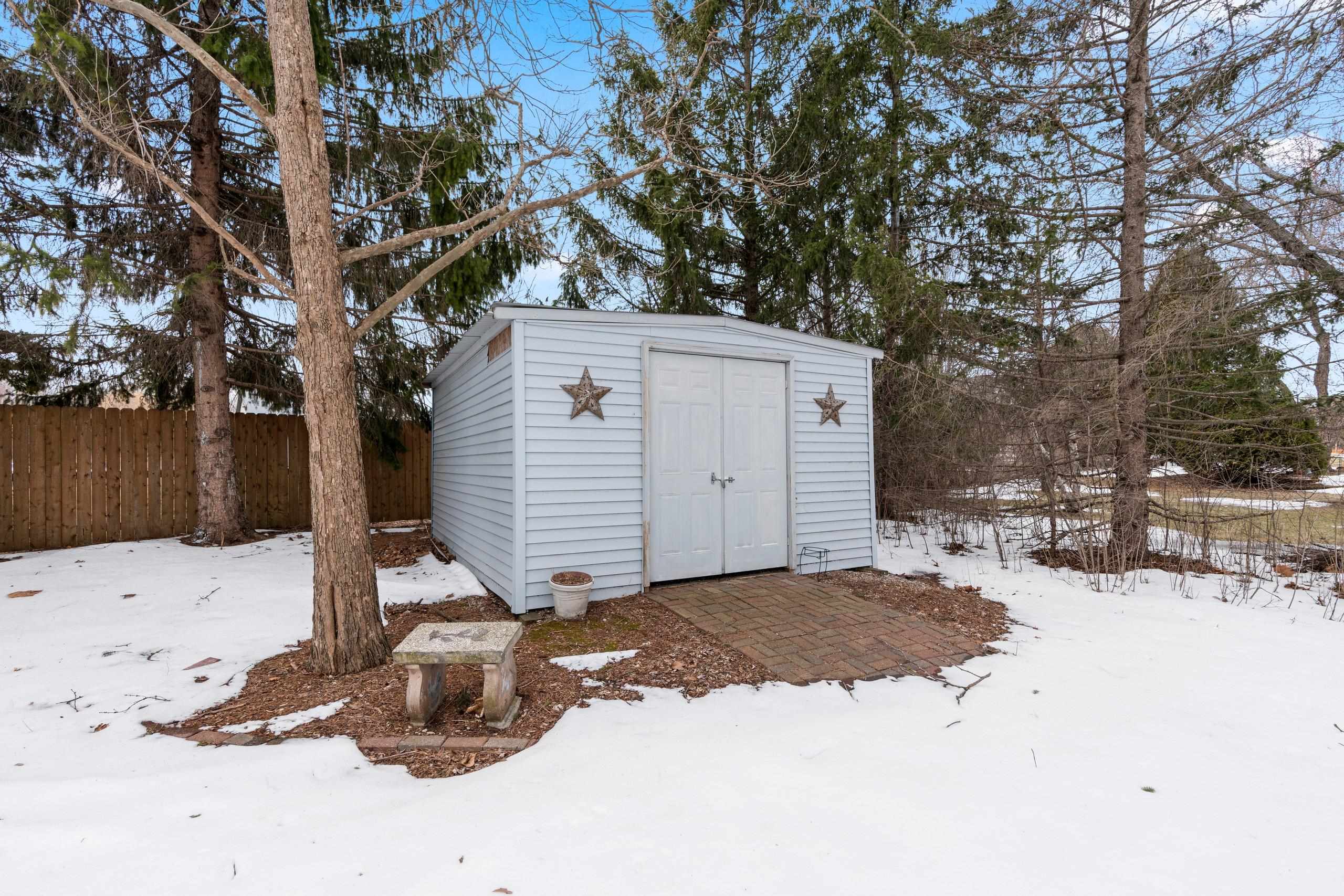2911 Ridgeway Drive Neenah, WI 54956 - Photo 25 of 28