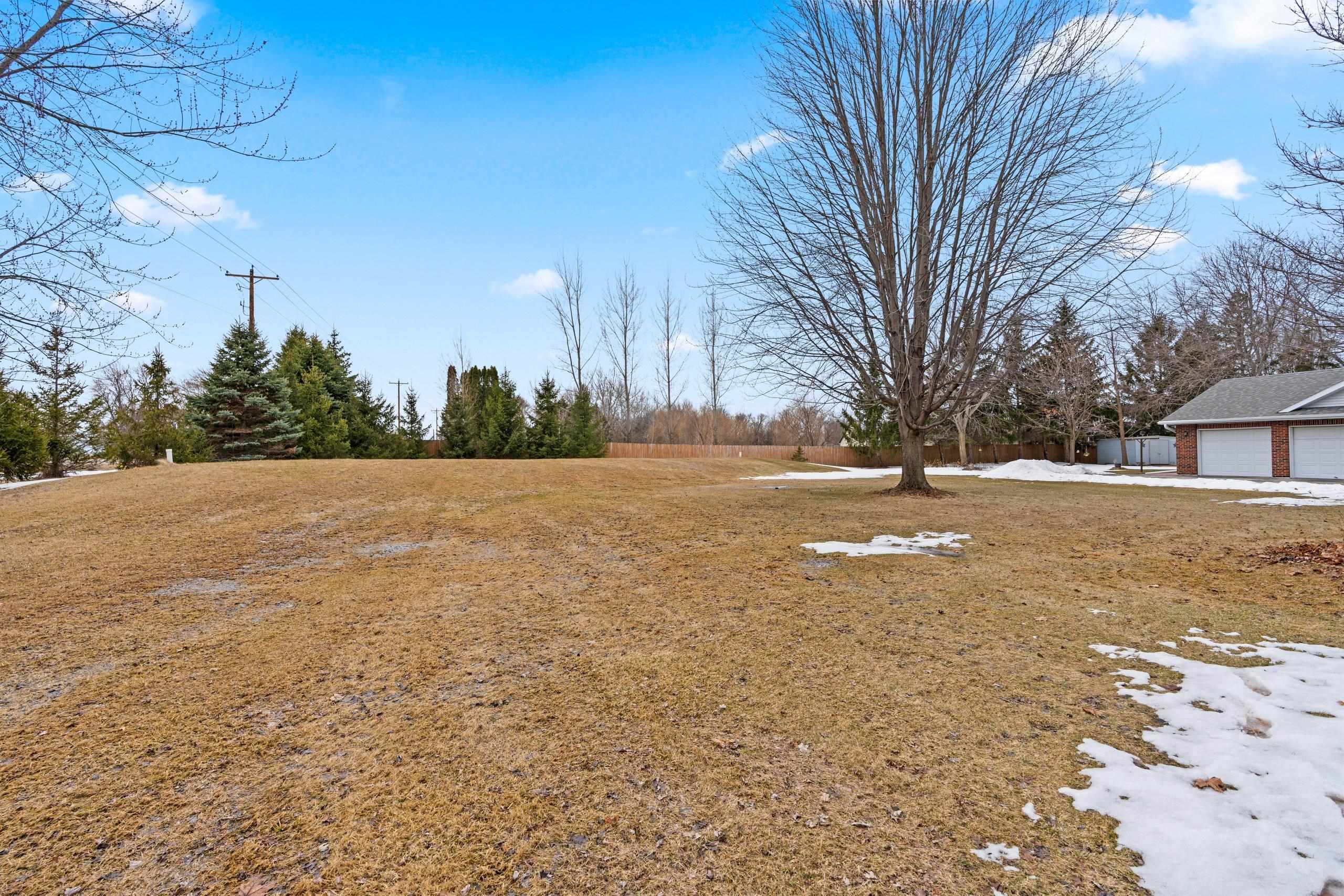 2911 Ridgeway Drive Neenah, WI 54956 - Photo 26 of 28