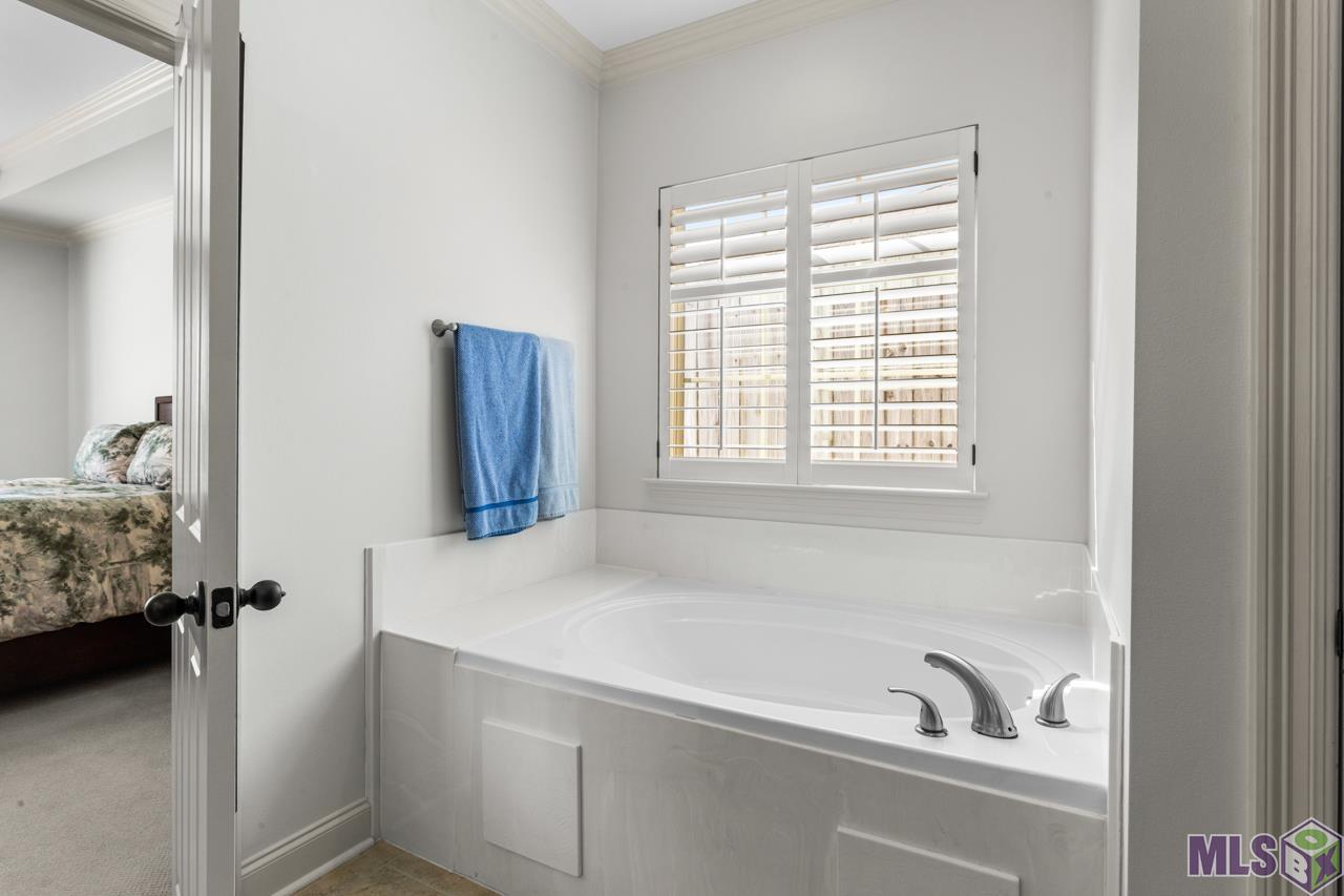 15140 Market E Drive Baton Rouge, LA 70810 - Photo 14 of 21