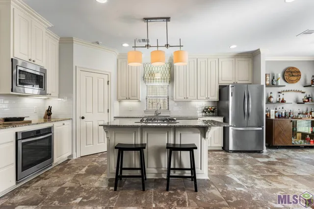 $429,000 | 15140 Market E Drive, Baton Rouge, LA 70810