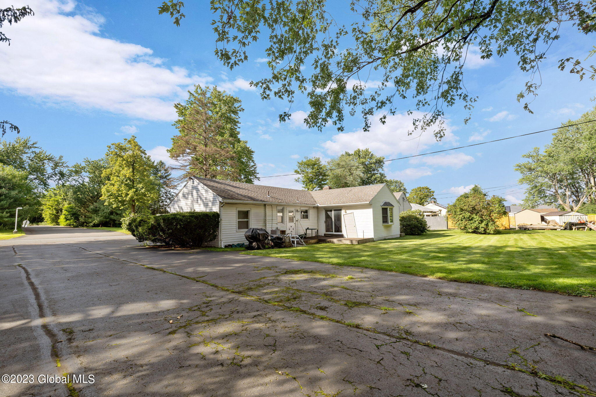 5 Sunset Drive Colonie, NY 12110 - Photo 31 of 32 31-web-or-mls-5SunsetDr_31