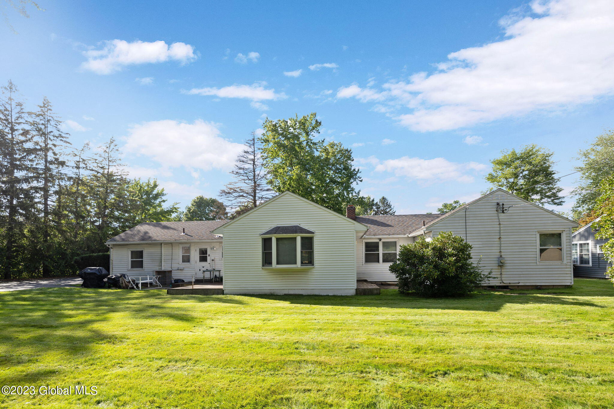 5 Sunset Drive Colonie, NY 12110 - Photo 32 of 32 32-web-or-mls-5SunsetDr_32