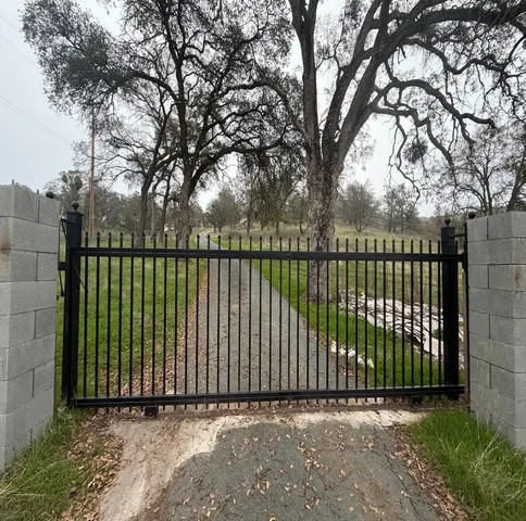 $610,000 | 2461 Quail Oaks Road, Valley Springs, CA 95252