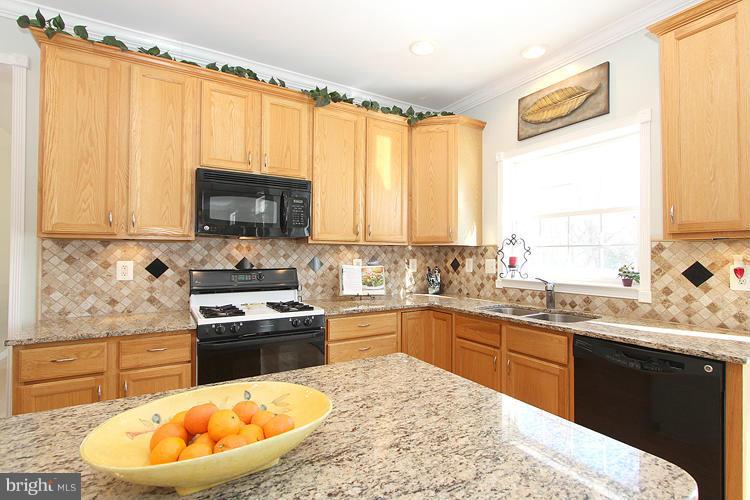 4716 Brightwood Road Olney, MD 20832 - Photo 9 of 30 Kitchen