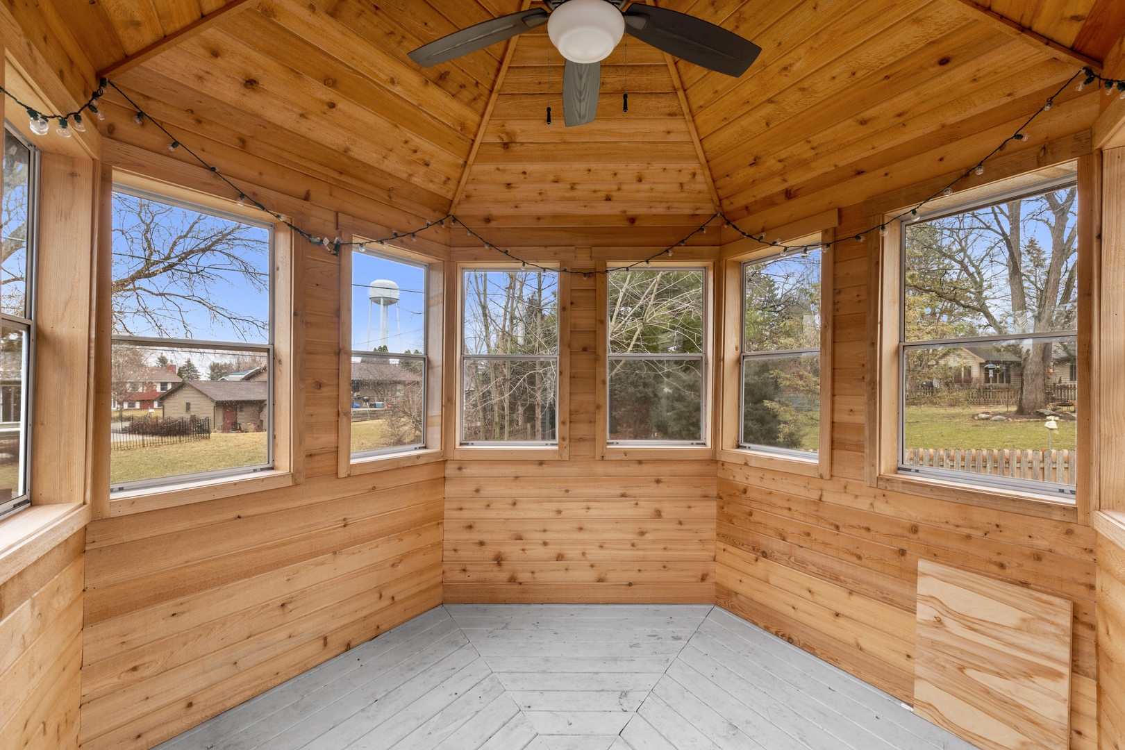 1000 Hollywood Boulevard McHenry, IL 60050 - Photo 15 of 16 a view of an empty room with a window