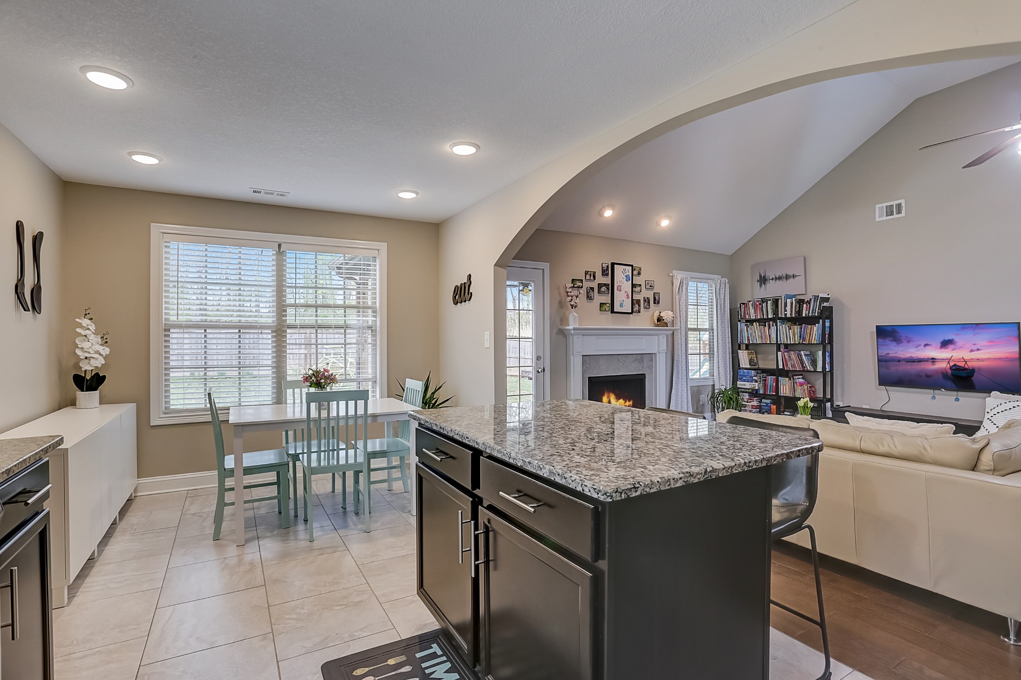 1033 Charles Thomas Road Clarksville, TN 37042 - Photo 16 of 44 Gallery Image 16