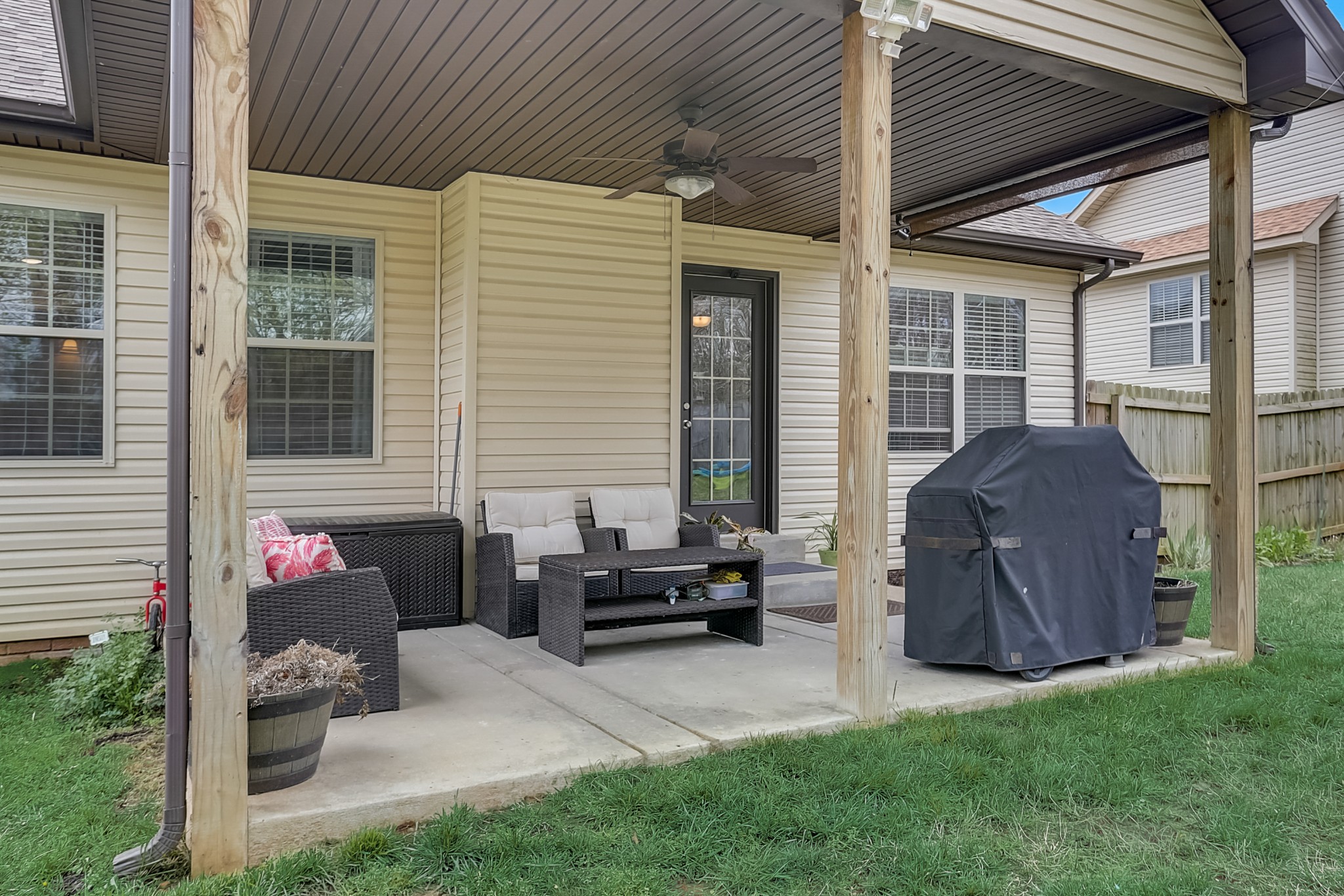 1033 Charles Thomas Road Clarksville, TN 37042 - Photo 38 of 44 Gallery Image 38