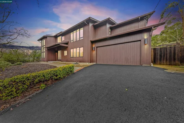 $1,995,000 | 127 Devin Drive, Moraga, CA 94556