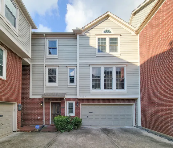 $2,750 | 2208 Taft Street, Houston, TX 77006