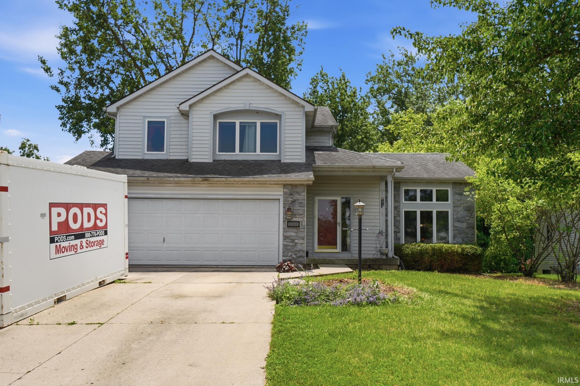 2317 Broken Oak Road Fort Wayne, IN 46818 - Photo 1 of 48