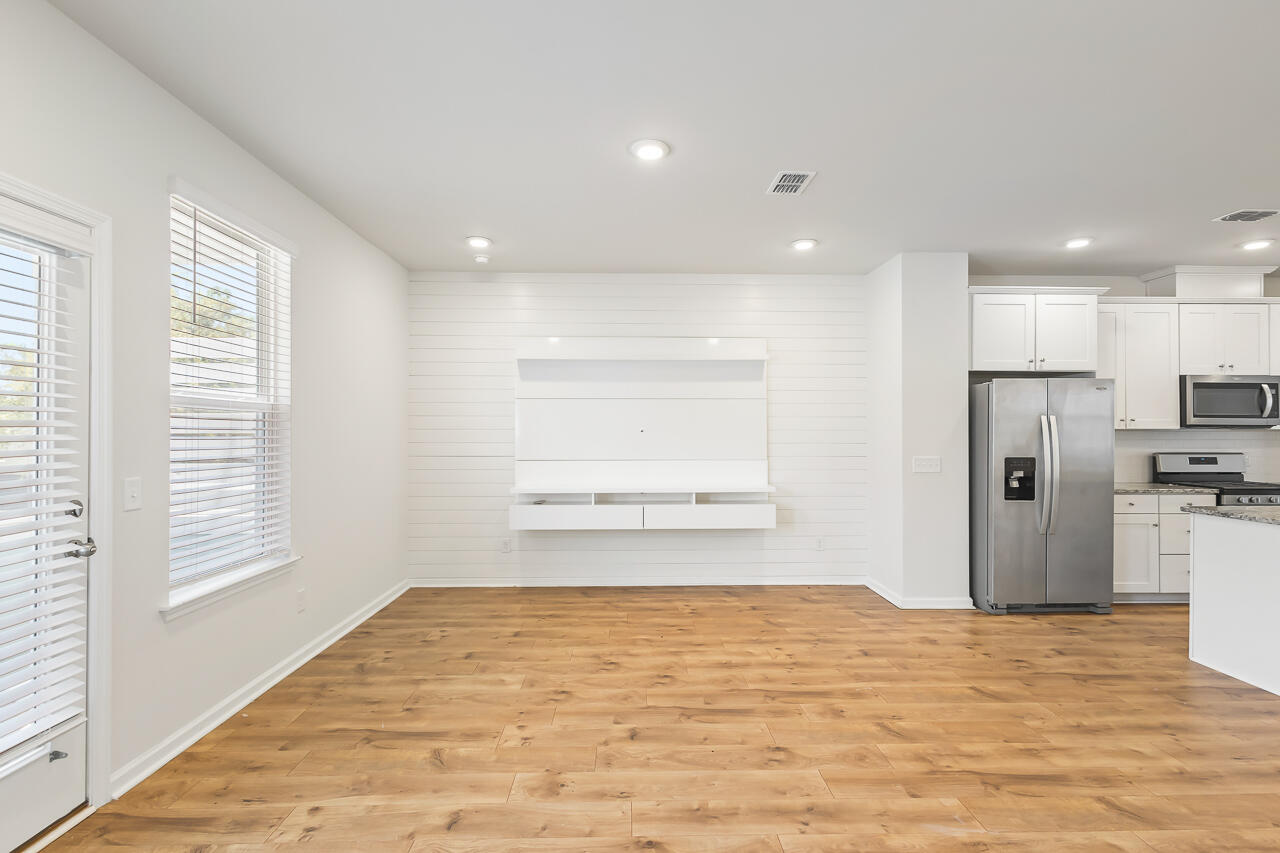 306 Pathfinder Way Charleston, SC 29492 - Photo 27 of 52 306 Pathfinder_24
