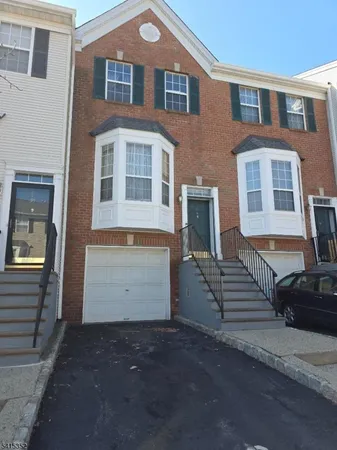 $424,999 | 93 Perez Drive, Newark, NJ 07103