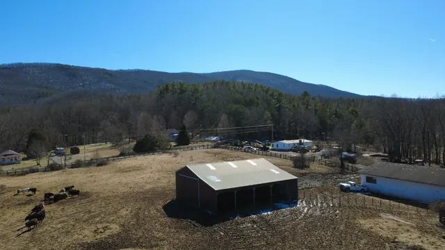 a view of outdoor space with city view