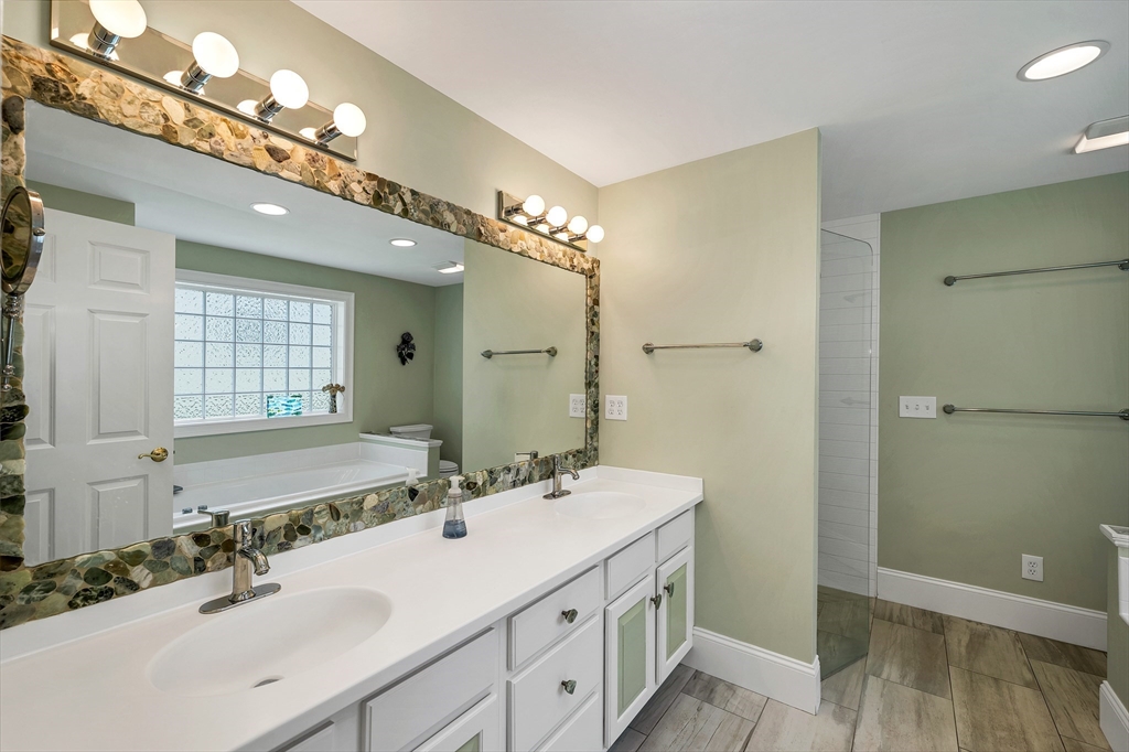 60 Hampton Meadows, Unit 60 Hampton, NH 03842 - Photo 32 of 42