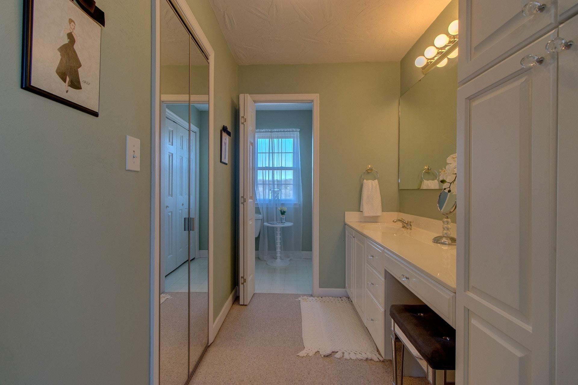 600 Dugwell Road Boones Mill, VA 24065 - Photo 60 of 78 61 Upper Level Bath