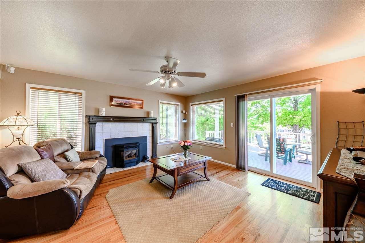 3795 Brighton Way Reno, NV 89509 - Photo 3 of 25 Photo 3