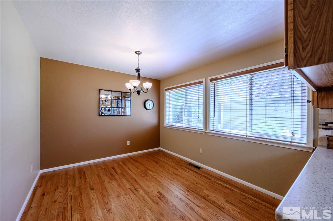 3795 Brighton Way Reno, NV 89509 - Photo 5 of 25 Photo 5