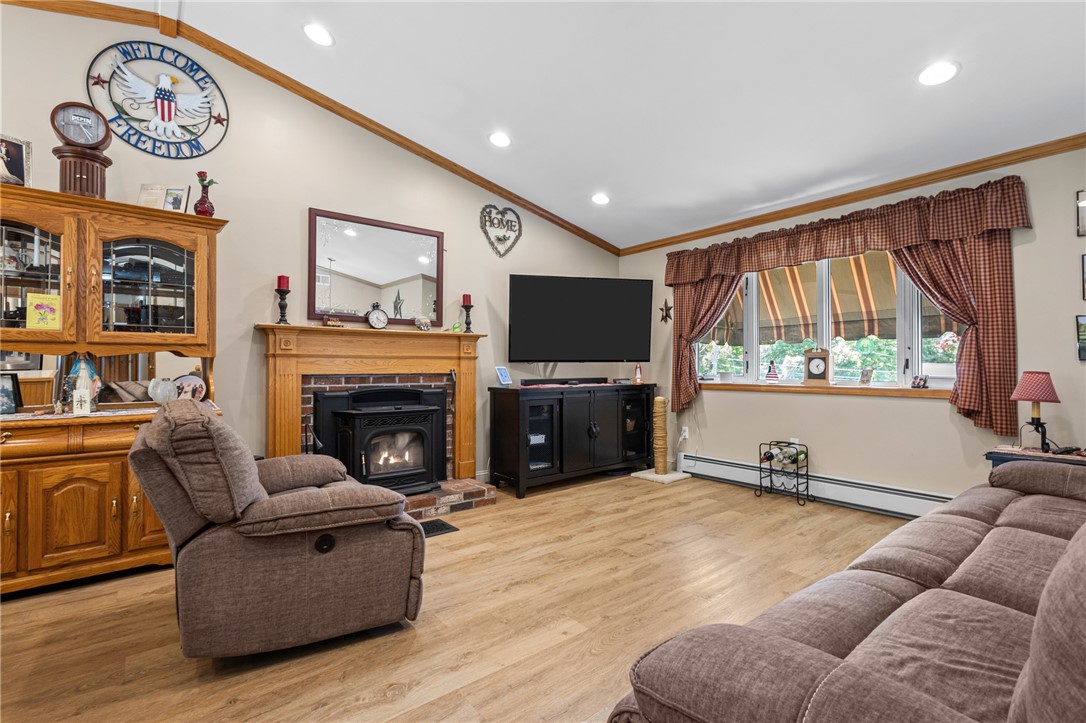 11 Bourassa Avenue Woonsocket, RI 02895 - Photo 9 of 39 Living room