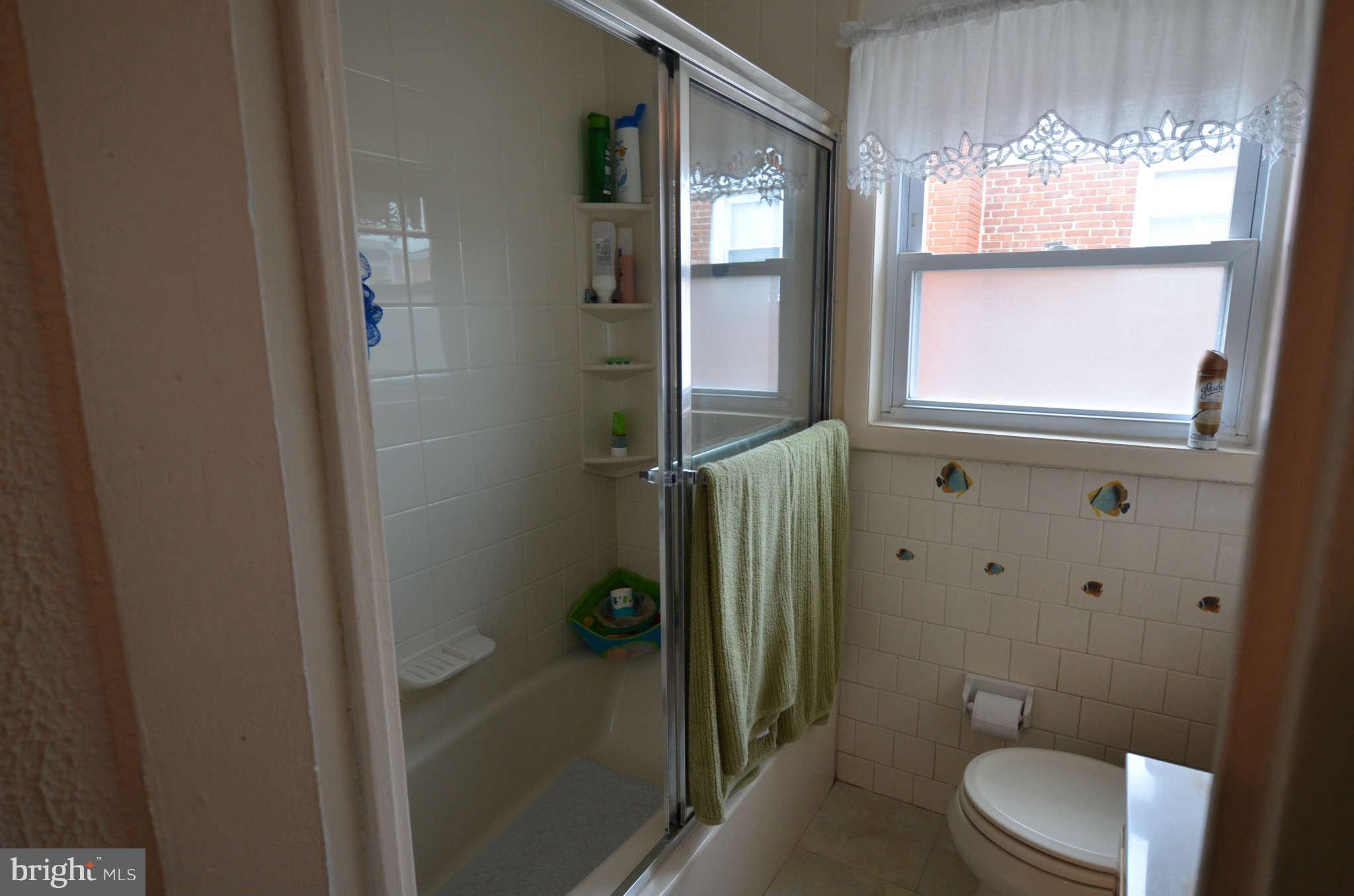 7528 Rabon Avenue Baltimore, MD 21222 - Photo 14 of 26 Bath