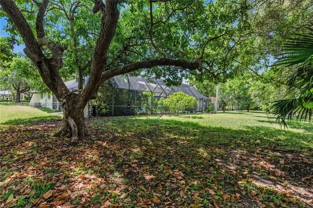 $5,500 | 17900 Southwest 77th Avenue, Palmetto Bay, FL 33157