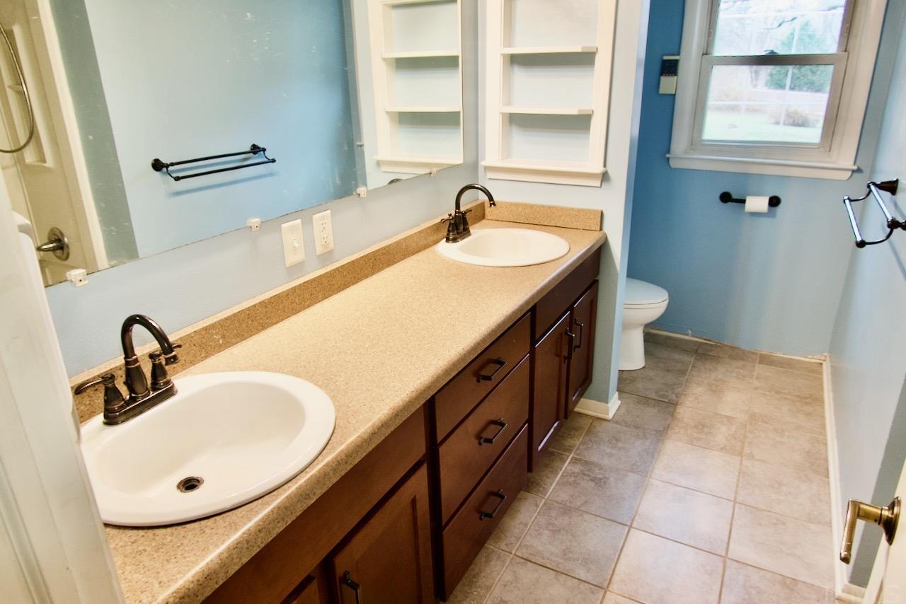 13020 West Council Road Yorktown, IN 47396 - Photo 29 of 35 Gallery Image 29