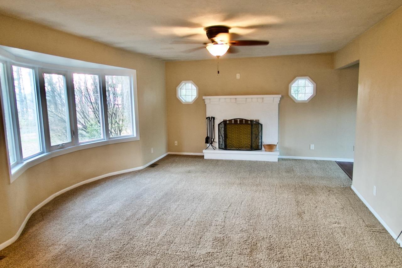 13020 West Council Road Yorktown, IN 47396 - Photo 9 of 35 Gallery Image 9