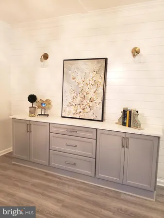 $3,200 | 1211 South Eads Street, Unit 1205, Arlington, VA 22202