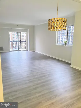 $3,200 | 1211 South Eads Street, Unit 1205, Arlington, VA 22202