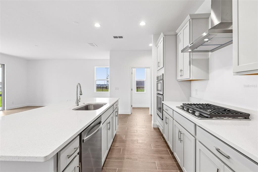 355 Lemongrass Road Minneola, FL 34715 - Photo 13 of 36 Gallery Image 13