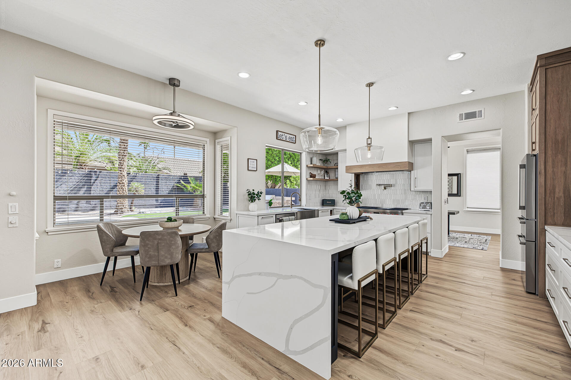 1638 West Frye Road Phoenix, AZ 85045 - Photo 8 of 66 27-Frye
