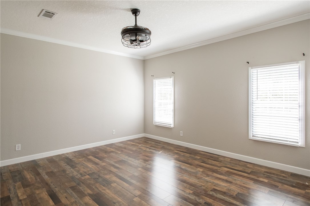 2734 Woodridge Road Waycross, GA 31503 - Photo 11 of 52