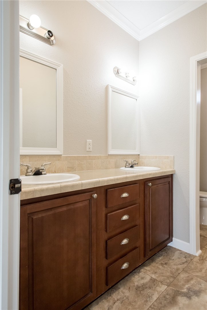 2734 Woodridge Road Waycross, GA 31503 - Photo 36 of 52