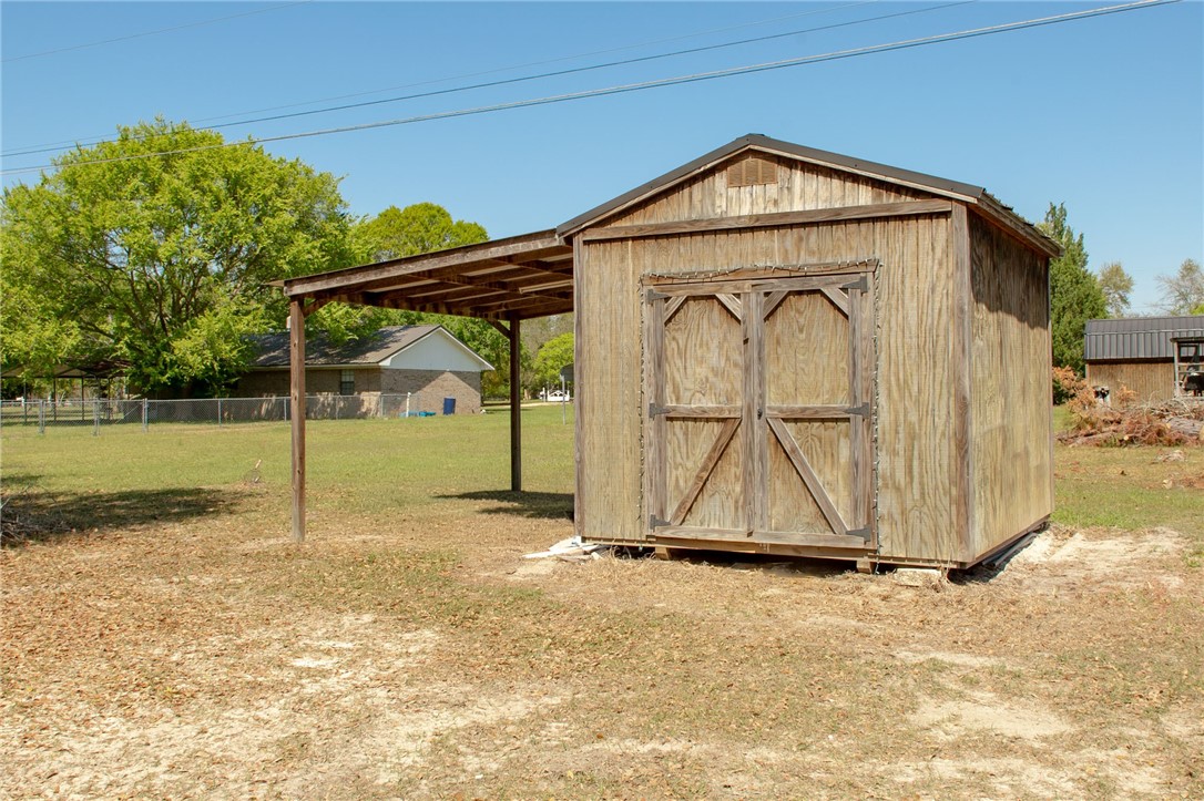 2734 Woodridge Road Waycross, GA 31503 - Photo 49 of 52