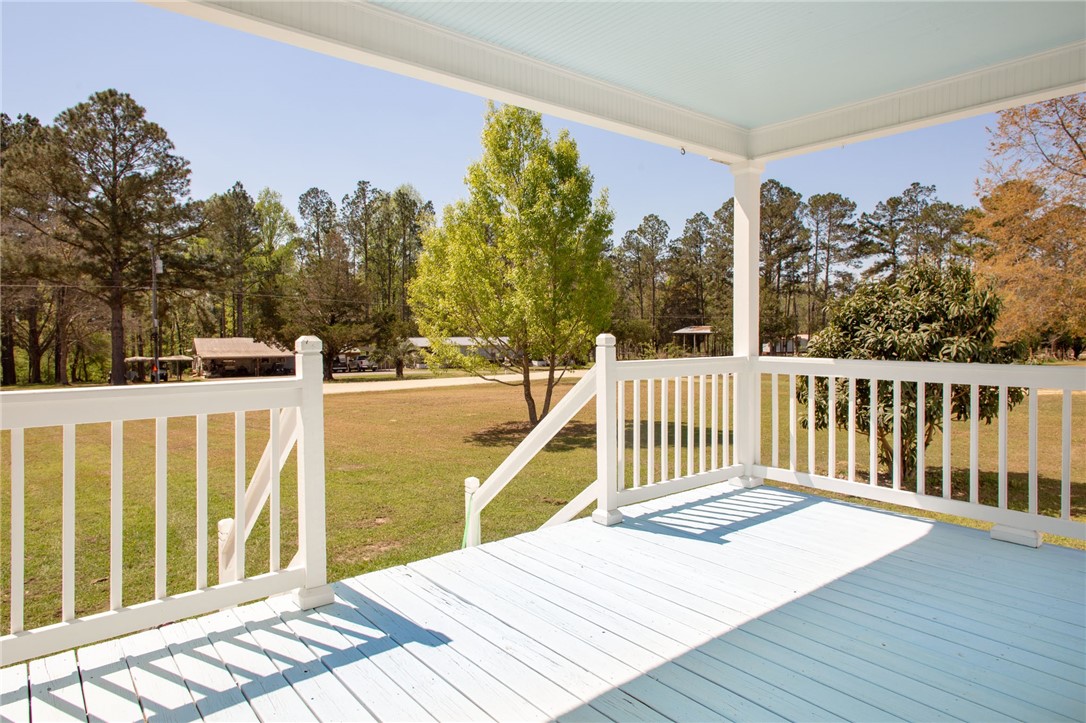 2734 Woodridge Road Waycross, GA 31503 - Photo 7 of 52