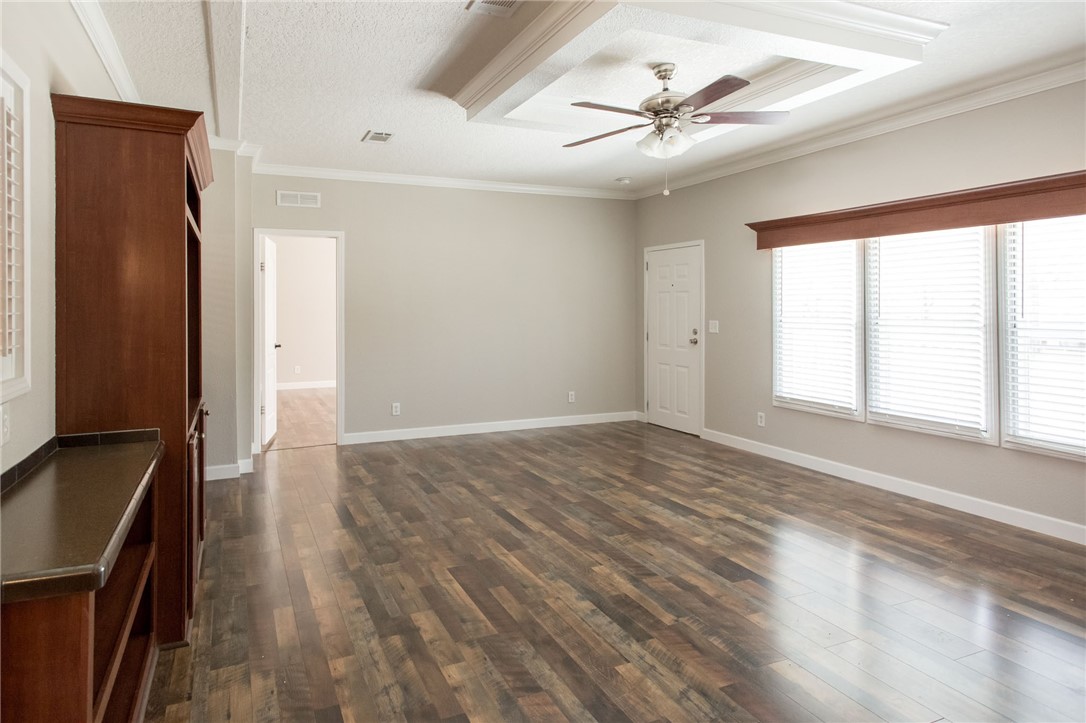 2734 Woodridge Road Waycross, GA 31503 - Photo 10 of 52