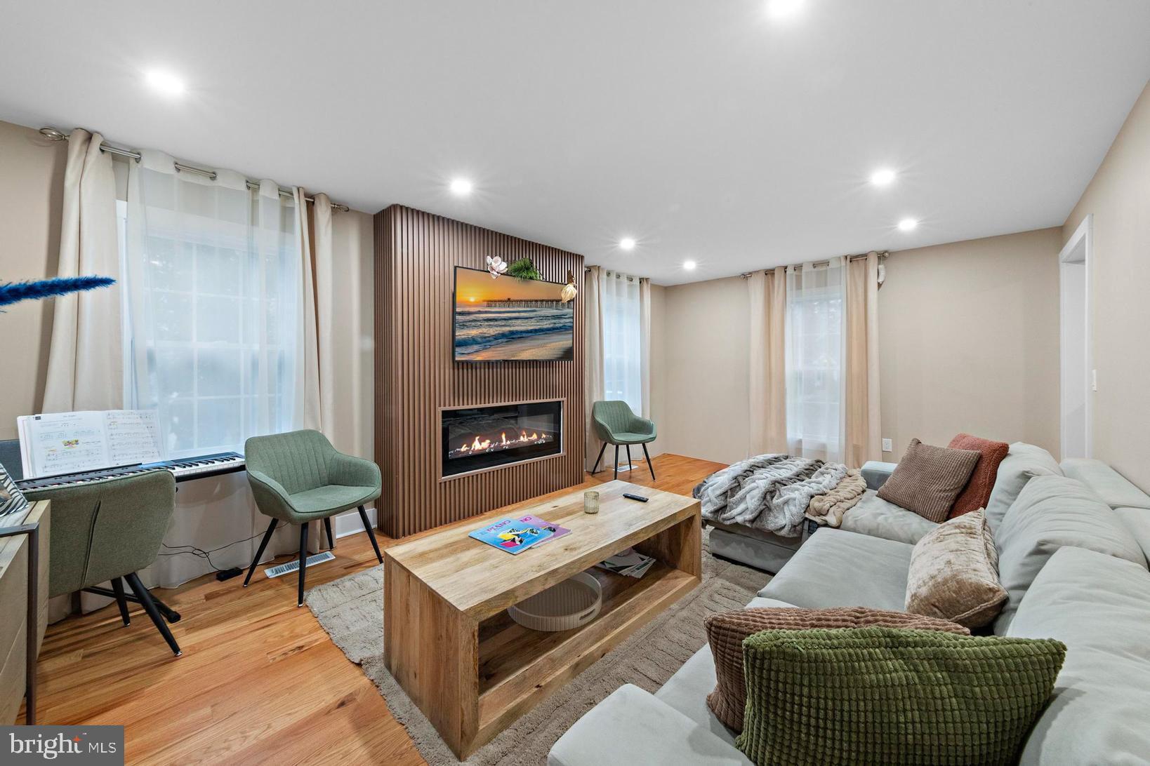 11 Hendrickson Road Lawrenceville, NJ 08648 - Photo 5 of 38