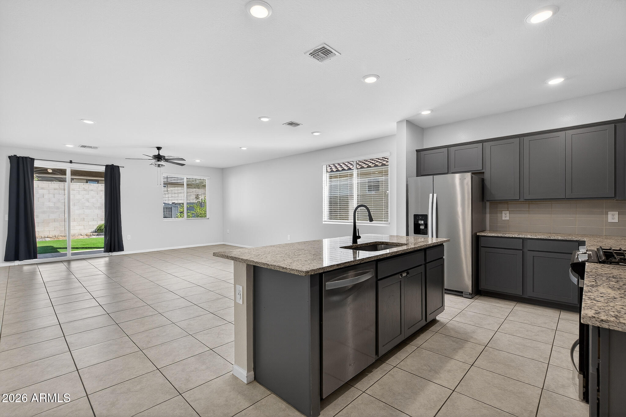 17768 West Raymond Street Goodyear, AZ 85338 - Photo 2 of 38 2) KITCHEN