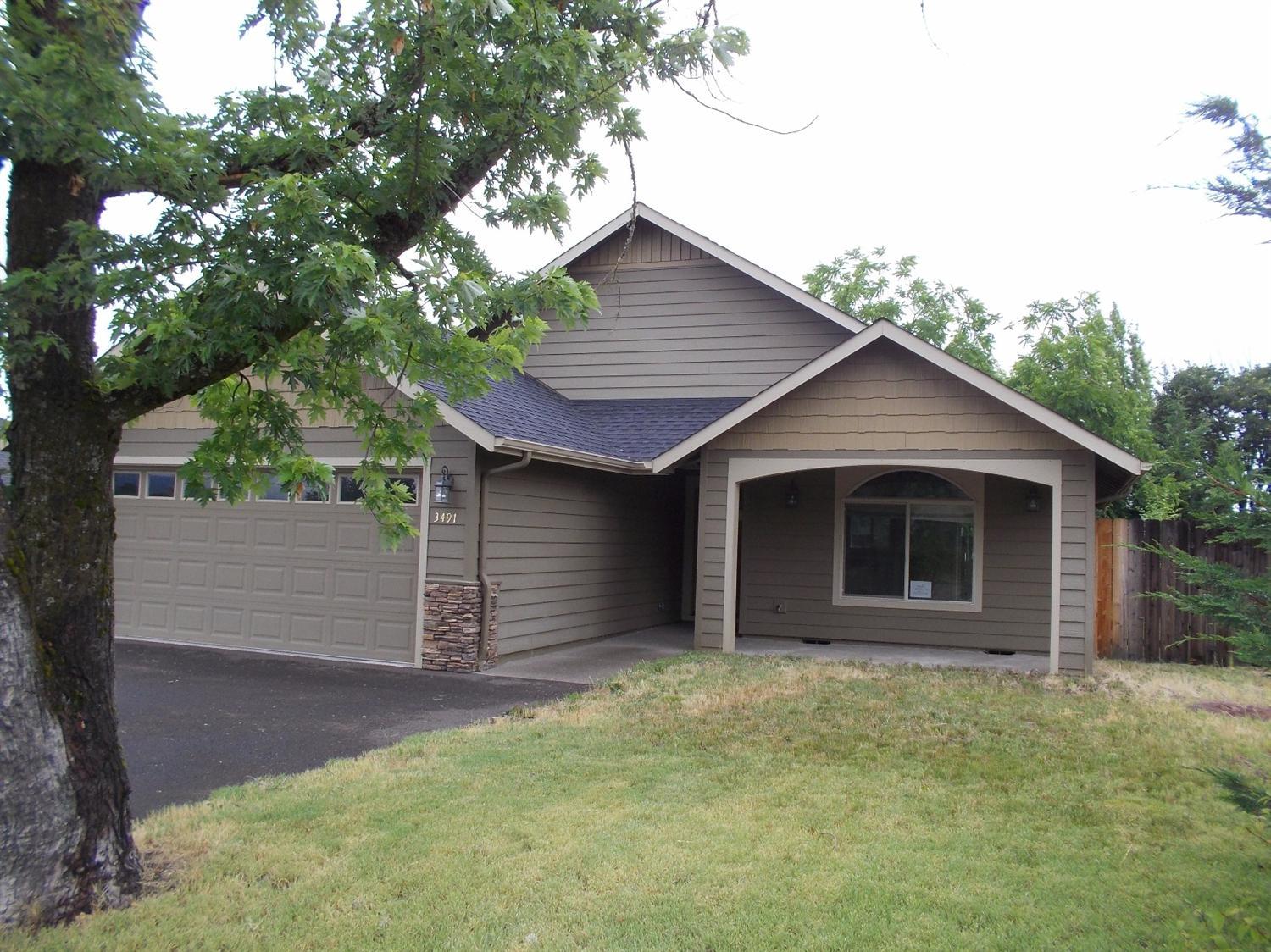 3491 Delta Waters Road Medford, OR 97504 - Photo 1 of 6 Primary Photo