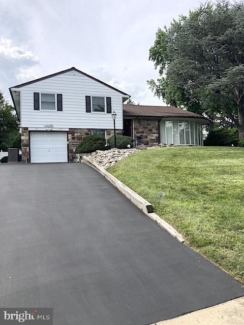 1180 Ballytore Road Huntingdon Valley, PA 19006 - Photo 1 of 41