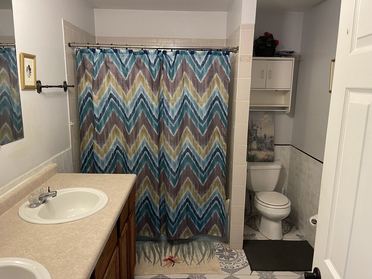 6602 Wander Way Cary, IL 60013 - Photo 26 of 45 a bathroom with a sink and a toilet