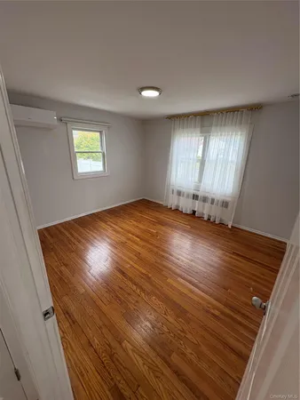 $3,000 | 37 Bainbridge Avenue, Melville, NY 11747