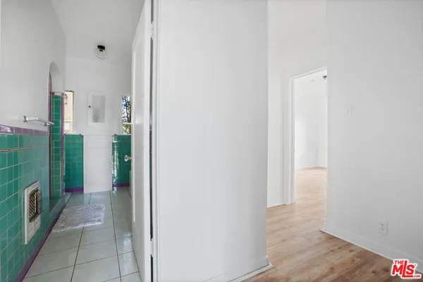 $3,050 | 1091 South Mansfield Avenue, Los Angeles, CA 90019