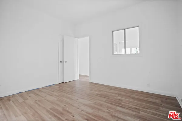 $3,050 | 1091 South Mansfield Avenue, Los Angeles, CA 90019