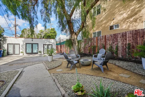 $3,050 | 1091 South Mansfield Avenue, Los Angeles, CA 90019