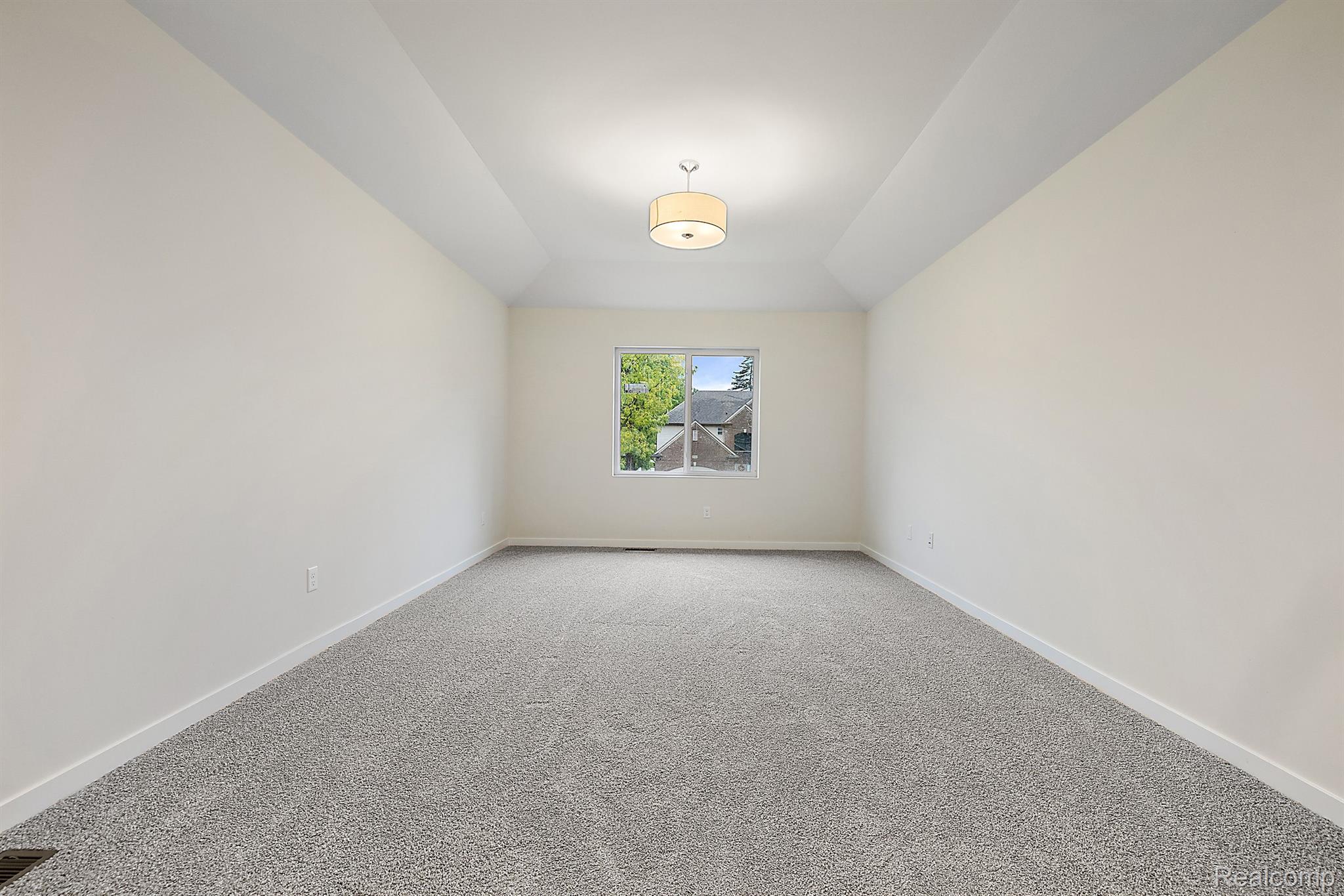 2829 Walsh Drive Rochester, MI 48309 - Photo 21 of 40 Gallery Image 21